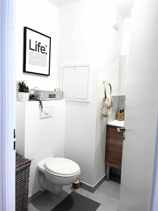 Wander Saint Ouen Apartment Luaran gambar